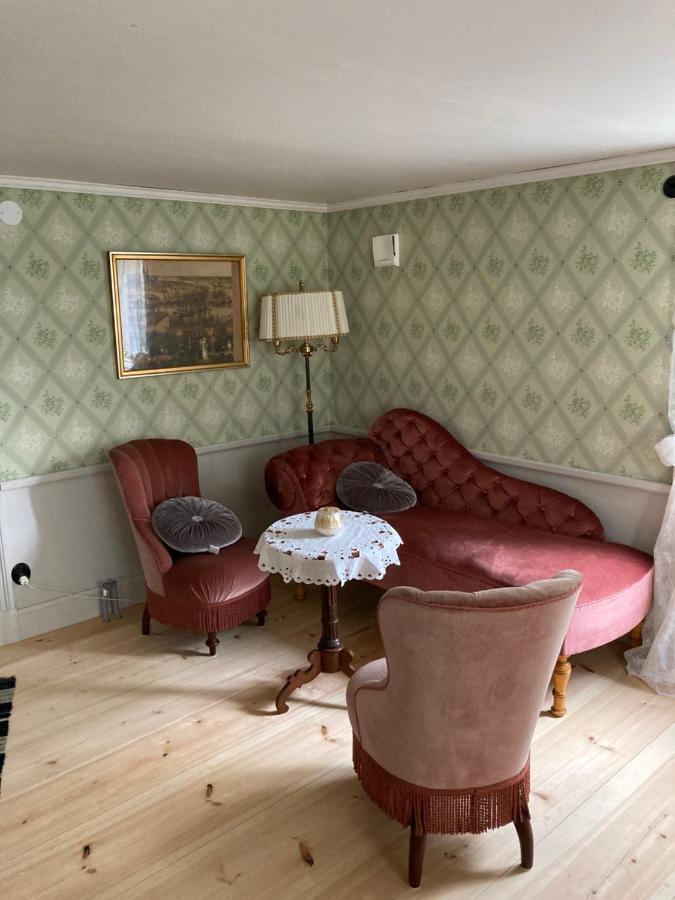 Thorstorps Gard B&B Soderkoping Exterior photo