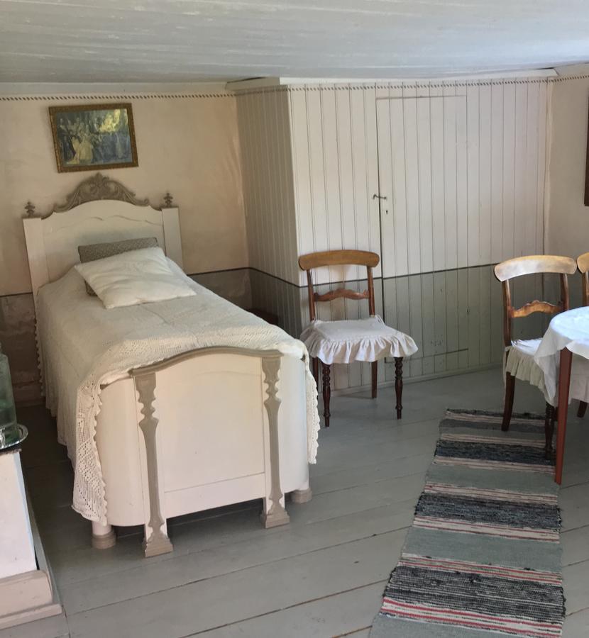 Thorstorps Gard B&B Soderkoping Exterior photo